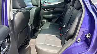 Used 2016 Nissan Qashqai Tekna Blue - Interior and Exterior details 19
