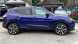 Used 2016 Nissan Qashqai Tekna Blue - Interior and Exterior details 2