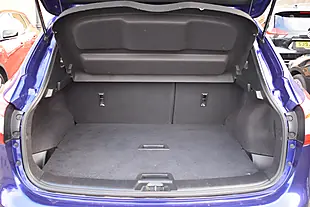 Used 2016 Nissan Qashqai Tekna Blue - Interior and Exterior details 11