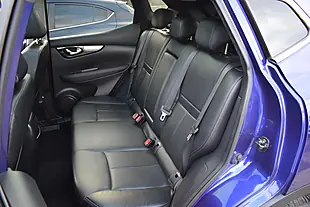 Used 2016 Nissan Qashqai Tekna Blue - Interior and Exterior details 12