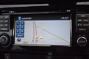 Used 2016 Nissan Qashqai Tekna Blue - Interior and Exterior details 15