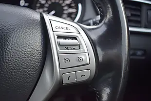 Used 2016 Nissan Qashqai Tekna Blue - Interior and Exterior details 19