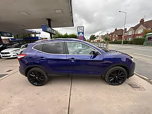Used 2016 Nissan Qashqai Tekna Blue - Interior and Exterior details 2