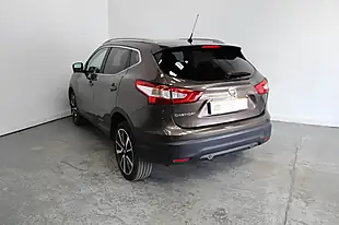 Used 2016 Nissan Qashqai Tekna Bronze - Interior and Exterior details 5