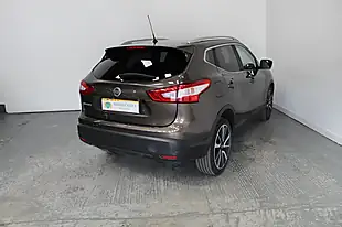 Used 2016 Nissan Qashqai Tekna Bronze - Interior and Exterior details 6