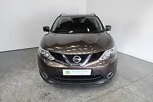 Used 2016 Nissan Qashqai Tekna Bronze - Interior and Exterior details 9