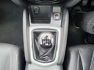 Used 2016 Nissan Qashqai Tekna Bronze - Interior and Exterior details 20