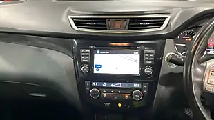 Used 2016 Nissan Qashqai Tekna Grey - Interior and Exterior details 10