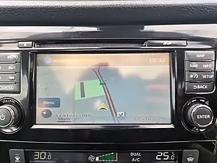 Used 2016 Nissan Qashqai Tekna Grey - Interior and Exterior details 13