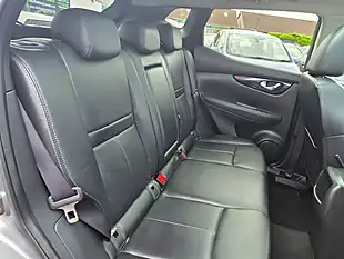 Used 2016 Nissan Qashqai Tekna Grey - Interior and Exterior details 14