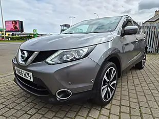 Used 2016 Nissan Qashqai Tekna Grey - Interior and Exterior details 3