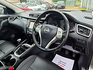 Used 2016 Nissan Qashqai Tekna Grey - Interior and Exterior details 8