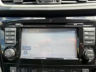 Used 2016 Nissan Qashqai Tekna Grey - Interior and Exterior details 19