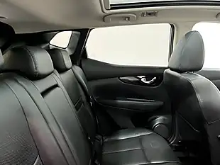Used 2016 Nissan Qashqai Tekna Grey - Interior and Exterior details 15