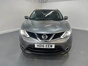 Used 2016 Nissan Qashqai Tekna Grey - Interior and Exterior details 2