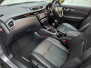 Used 2016 Nissan Qashqai Tekna Grey - Interior and Exterior details 12