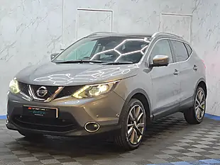 Used 2016 Nissan Qashqai Tekna Grey - Interior and Exterior details 4