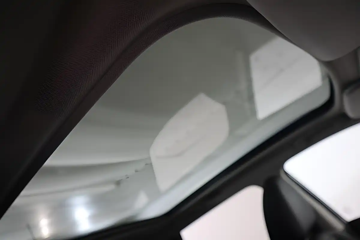 Used 2016 Nissan Qashqai Tekna Grey - Interior and Exterior details 13