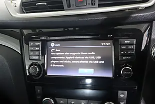 Used 2016 Nissan Qashqai Tekna Grey - Interior and Exterior details 15