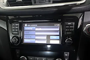 Used 2016 Nissan Qashqai Tekna Grey - Interior and Exterior details 17