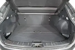 Used 2016 Nissan Qashqai Tekna Grey - Interior and Exterior details 9