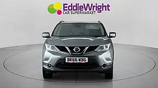 Used 2016 Nissan Qashqai Tekna Grey - Interior and Exterior details 2