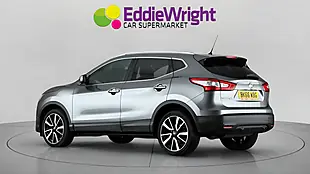 Used 2016 Nissan Qashqai Tekna Grey - Interior and Exterior details 5