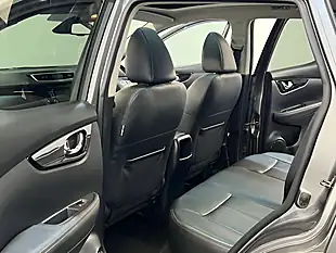 Used 2016 Nissan Qashqai Tekna Grey - Interior and Exterior details 18