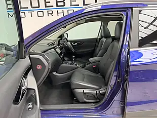 Used 2016 Nissan Qashqai Tekna Ink Blue - Interior and Exterior details 9
