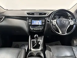 Used 2016 Nissan Qashqai Tekna Ink Blue - Interior and Exterior details 17