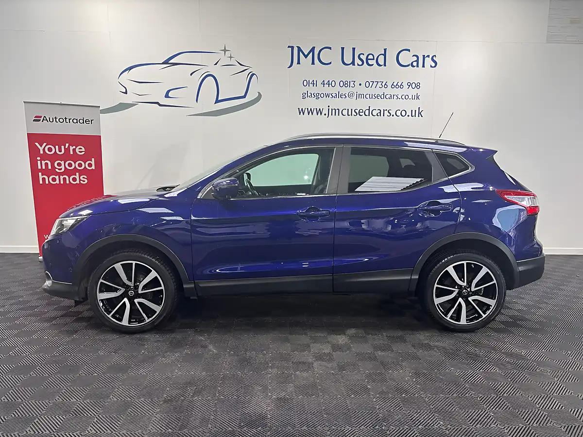 Used 2016 Nissan Qashqai Tekna Ink Blue - Interior and Exterior details 2