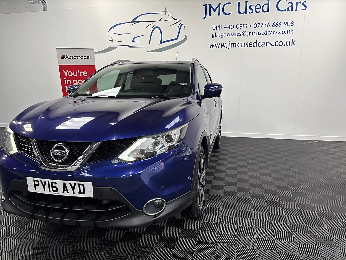 Used 2016 Nissan Qashqai Tekna Ink Blue - Interior and Exterior details 7
