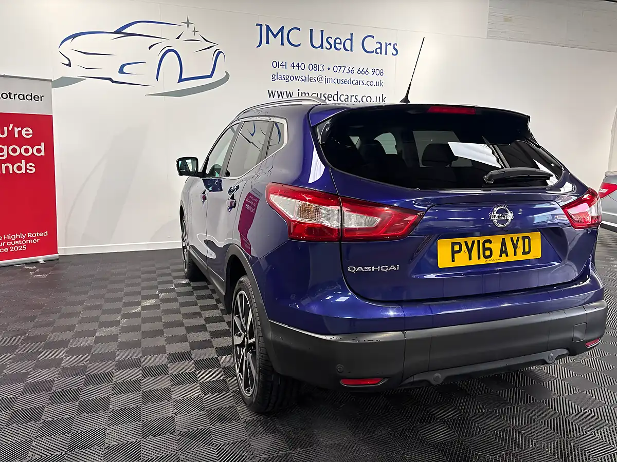 Used 2016 Nissan Qashqai Tekna Ink Blue - Interior and Exterior details 8