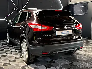 Used 2016 Nissan Qashqai Tekna Metallic Black - Interior and Exterior details 15