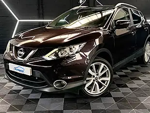 Used 2016 Nissan Qashqai Tekna Metallic Black - Interior and Exterior details 4