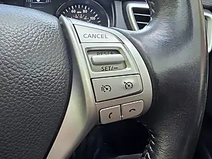 Used 2016 Nissan Qashqai Tekna White - Interior and Exterior details 14
