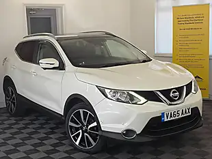 Used 2016 Nissan Qashqai Tekna White - Interior and Exterior details 3