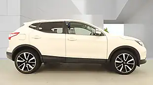 Used 2016 Nissan Qashqai Tekna White - Interior and Exterior details 11