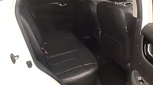 Used 2016 Nissan Qashqai Tekna White - Interior and Exterior details 15