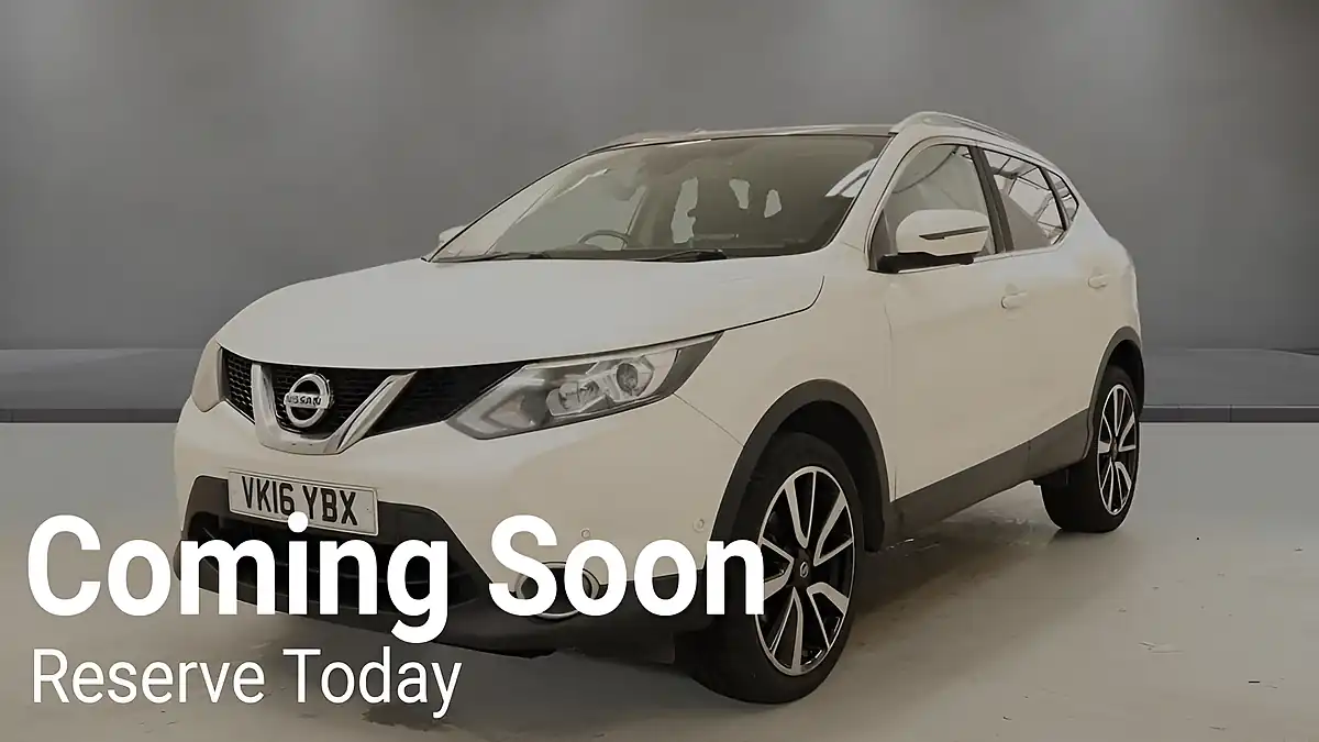 Used 2016 Nissan Qashqai Tekna White - Interior and Exterior details 2