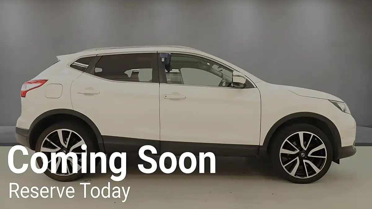 Used 2016 Nissan Qashqai Tekna White - Interior and Exterior details 5