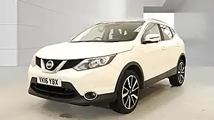 Used 2016 Nissan Qashqai Tekna White - Interior and Exterior details 8