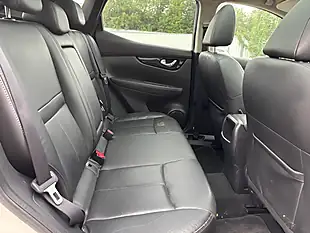 Used 2016 Nissan Qashqai Tekna White - Interior and Exterior details 12