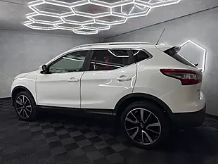 Used 2016 Nissan Qashqai Tekna White - Interior and Exterior details 12