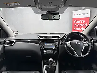 Used 2016 Nissan Qashqai Tekna White - Interior and Exterior details 20