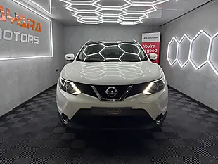 Used 2016 Nissan Qashqai Tekna White - Interior and Exterior details 3