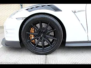 Used 2016 Nissan R35 GTR Oem White - Interior and Exterior details 13