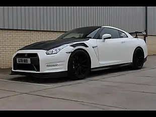 Used 2016 Nissan R35 GTR Oem White - Interior and Exterior details 3