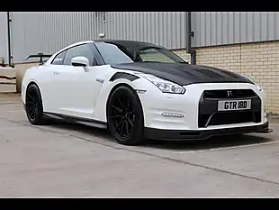 Used 2016 Nissan R35 GTR Oem White - Interior and Exterior details 4