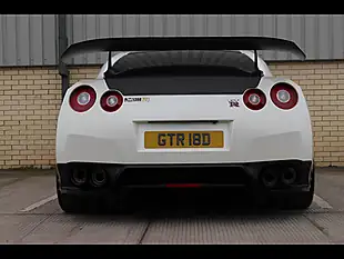 Used 2016 Nissan R35 GTR Oem White - Interior and Exterior details 7